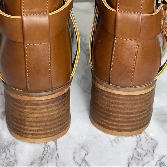 Forever 21 Brown Buckle Pointy Toe Booties Size 8 - Picture 9 of 13
